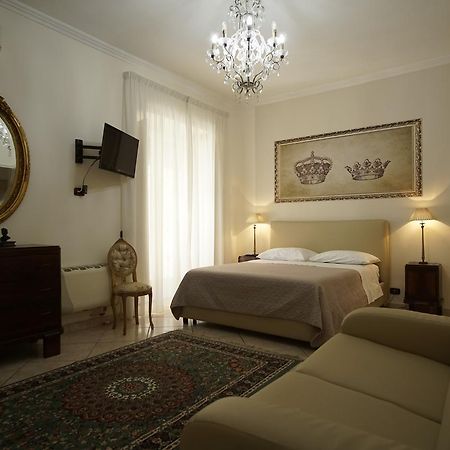 Bed and Breakfast La Piccola Reggia Казерта Екстер'єр фото